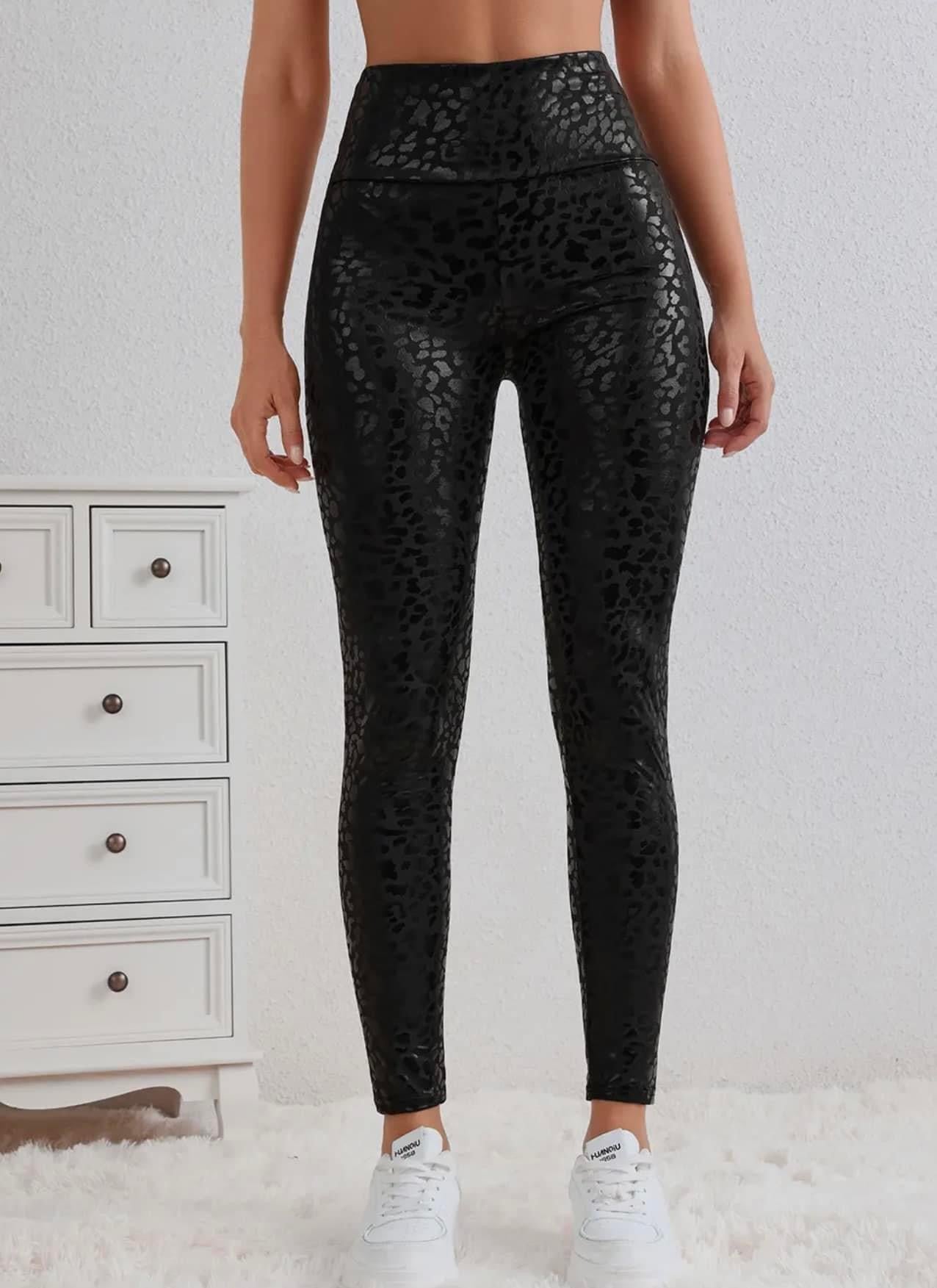 Black leopard leggings